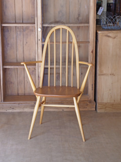 アーコールアームチェア