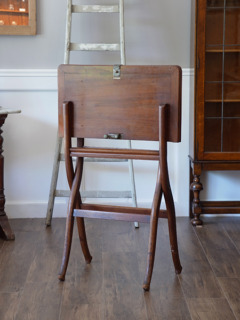 マホガニーフォールディングテーブル